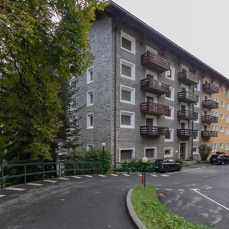 キエーザ・イン・ヴァルマレンコIhost Flat - Valmalenco Centroアパートメント エクステリア 写真